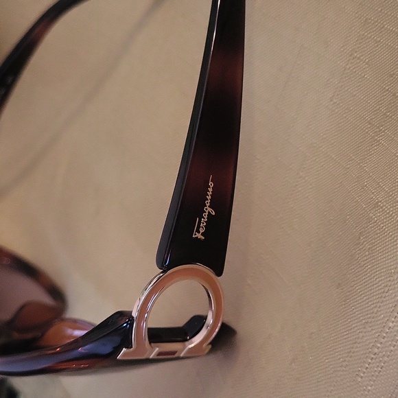 Salvatore Ferragamo Brown Sunglasses with Gold Accents - Picture 4 of 8